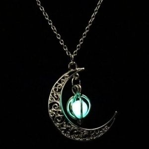 GLOW NECKLACE